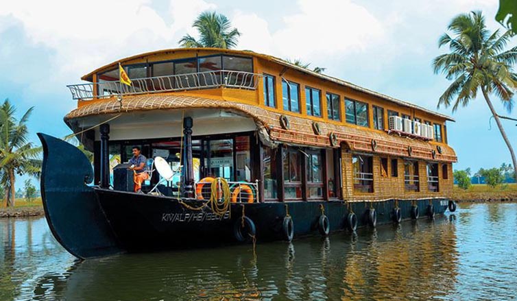 Kumarakom Houseboats